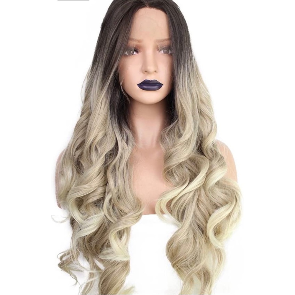 BLONDE OMBRÉ SYNTHETIC WIG
